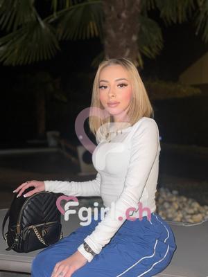 Niky - Massaggiatrice erotica a Genève
