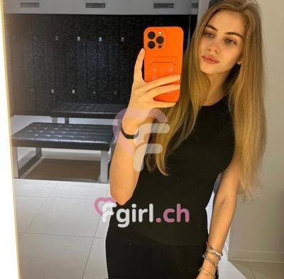 Nina - Escort in Geneva