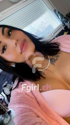 Nina Jenner - Escort à Genève