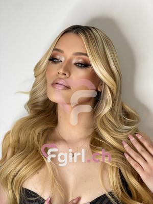 Nina - Escort in Champel
