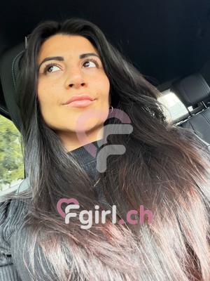 Nina - Escort in Genf