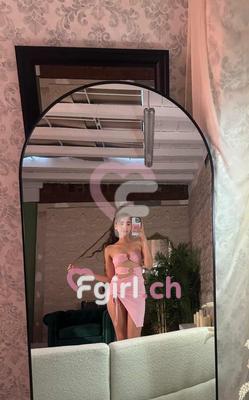 Nina - Escort in Bulle
