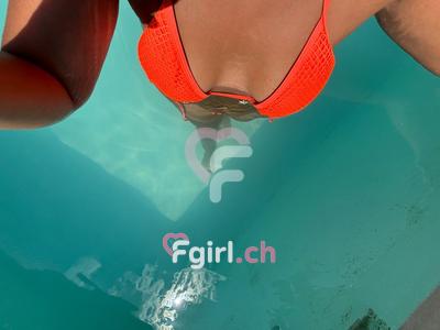 Nina - Escort a Genève
