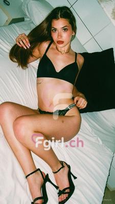 Noa - Escort in Geneva
