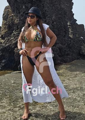 Noa - Masseuse érotique à Moutier
