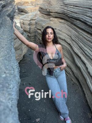 Noa - Escort a Genève
