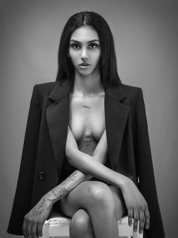 Noemi - Escort in Le Locle
