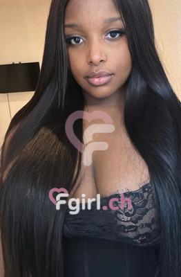 Noemie - Escort in Genf
