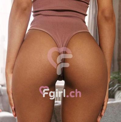 Noemie - Massaggiatrice erotica a Lausanne
