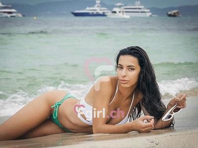 Nora - Escort à Genève

