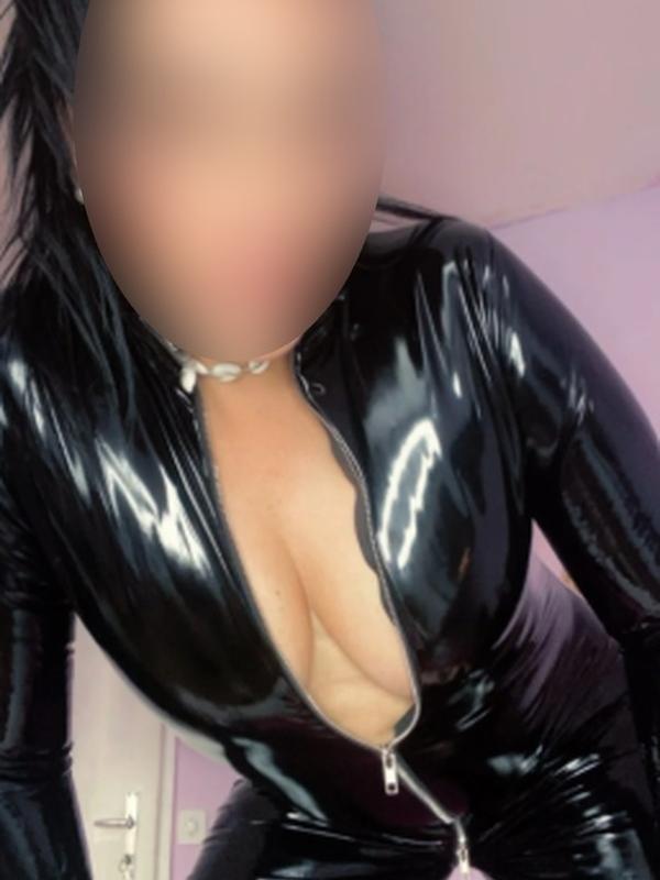 Nyyxaa Buenit - Phone sex and Video chat in Geneva
