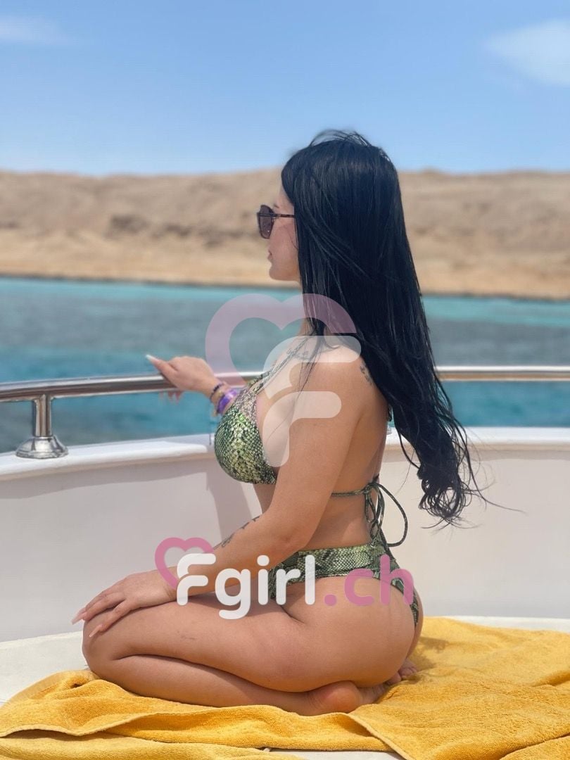 Oana – Zürich photo 3