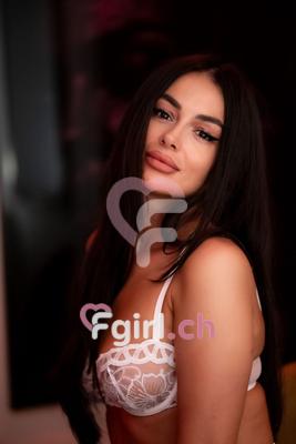 Olivia - Escort à Genève
