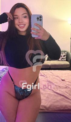 Omai - Escort en Fribourg
