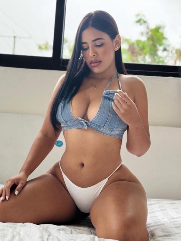 Pamela - Escort in Carouge
