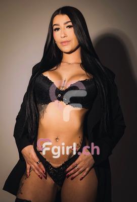 Pamela - Escort in Lausanne
