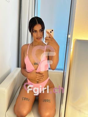 Pamela - Escort in Fribourg
