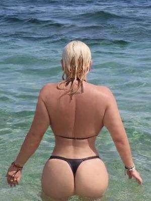 Pamela - Escort en Romont
