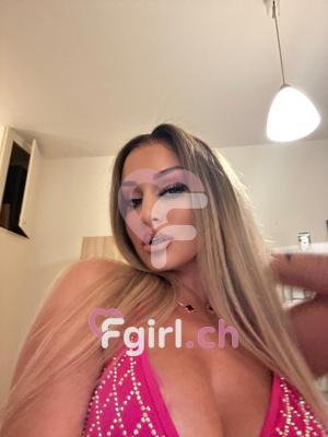 Pamela - Escort in Geneva