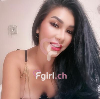 Paola - Escort à Champel