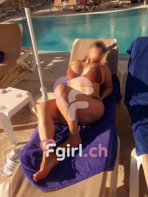 Paola - Escort a Fribourg
