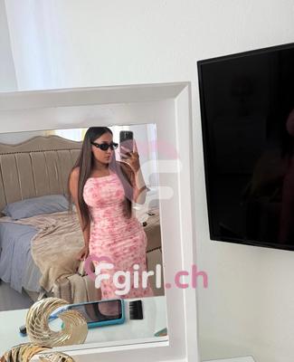 Paola - Escort in Fribourg
