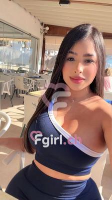 Paola - Escort in Lausanne
