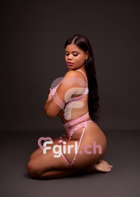 Paola - Escort in La Chaux-de-Fonds
