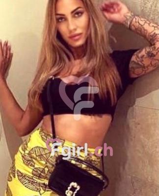 Paris - Escort à Eaux-vives
