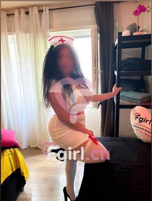 Paula - Escort in Romont
