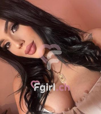 Paulina - Escort in Eaux-vives