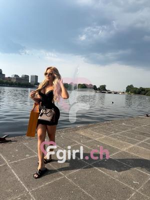Pietra - Escort in Vevey
