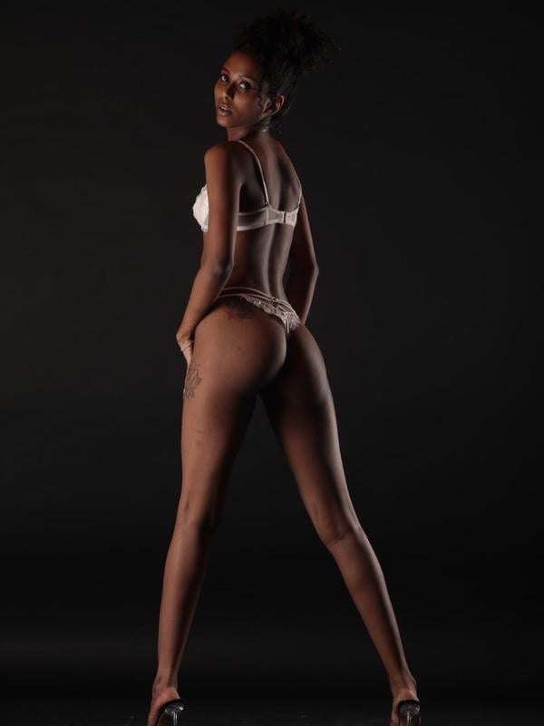 Priyanka - Escort in Geneva
