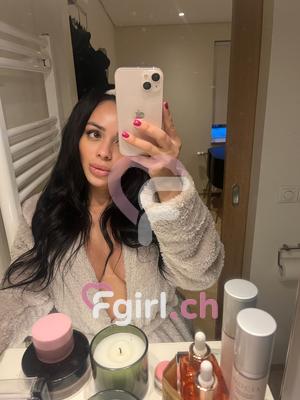 Rachel - Massaggiatrice erotica a Lausanne