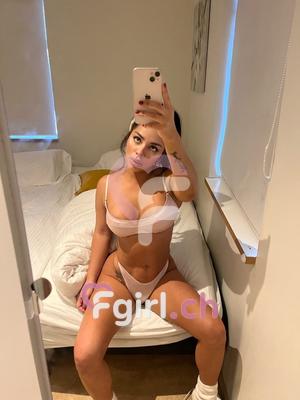 Rachel - Massaggiatrice erotica a Lausanne
