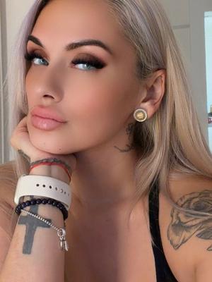 Rebeca - Escort in Neuchâtel
