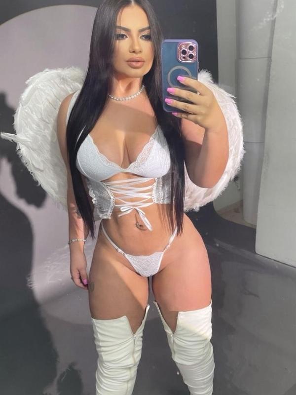 Rebeca - Escort in Genf
