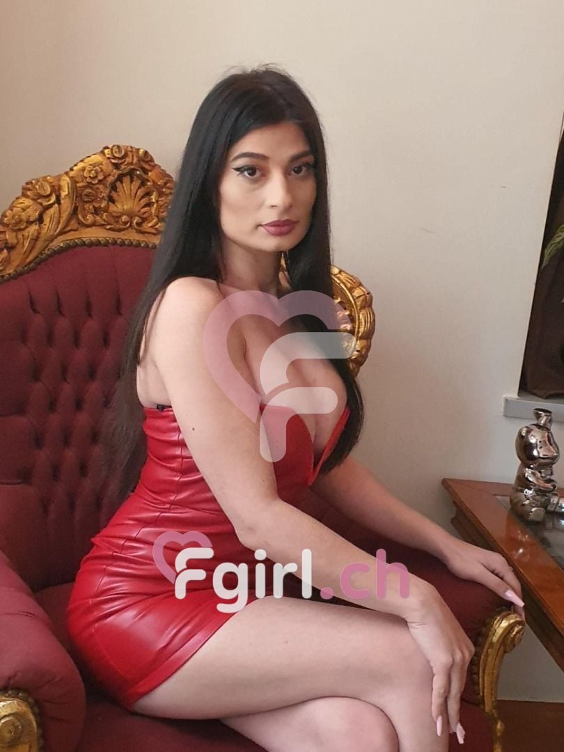 Rebecca – Monthey photo 2