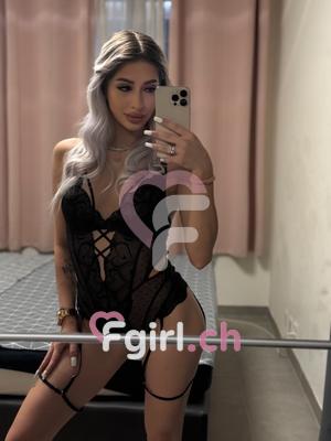Rebecca - Escort in Châtel-Saint-Denis