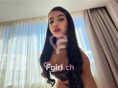 Reby - Escort à Renens

