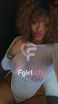 Riri - Escort à Monthey
