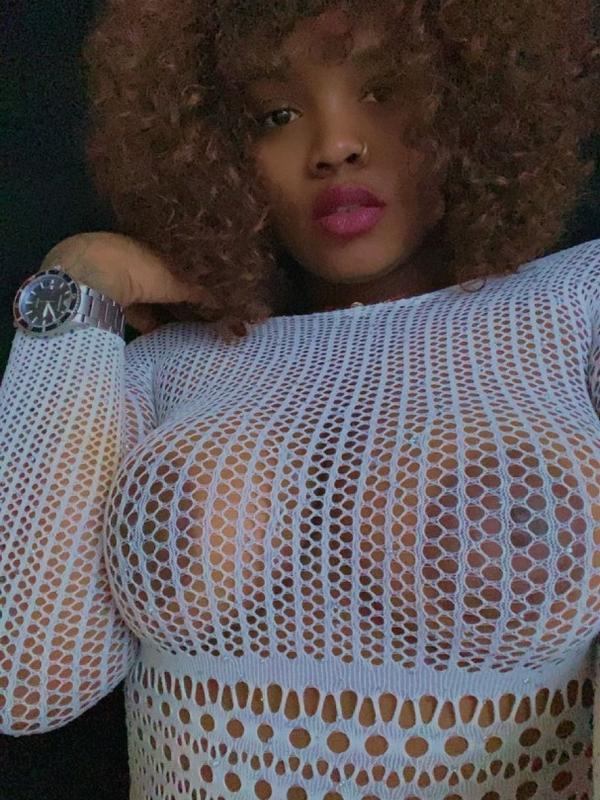Riri - Escort à Monthey
