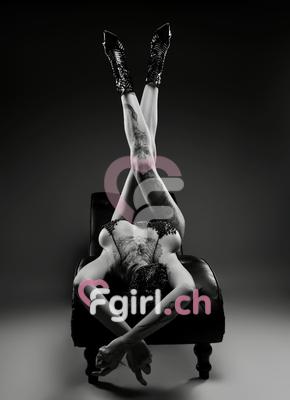 Robine - Escort à Neuchâtel

