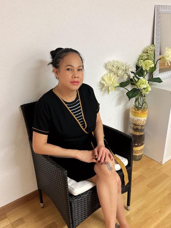 Rose - Erotische Masseurin in Lausanne
