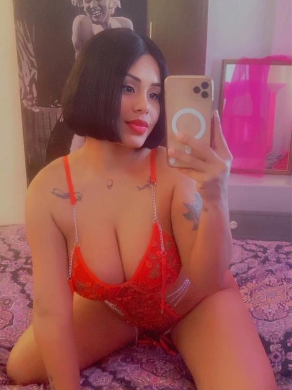 Rosi - Escort in Sion
