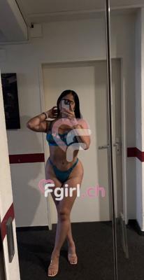 Rubi - Escort in Genf

