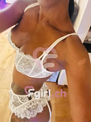 Ruby - Escort en Fribourg

