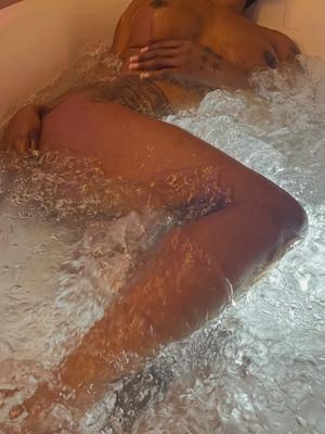 Ruby - Escort à Fribourg
