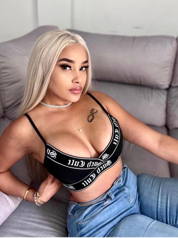 Ruby - Escort in La Chaux-de-Fonds
