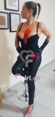 Ruby - Escort à Fribourg
